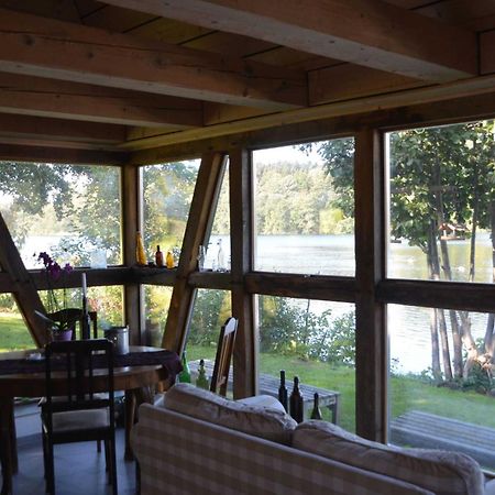 Reetdachkate Auf Gestuet Schierensee Grebin Экстерьер фото